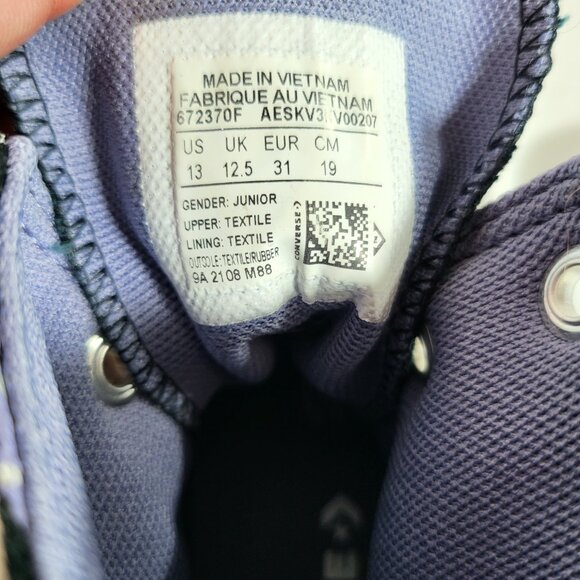 Converse Constellations Chuck Taylor All Star Hi-top Kids Sneaker Size 13 Chucks - Picture 8 of 10